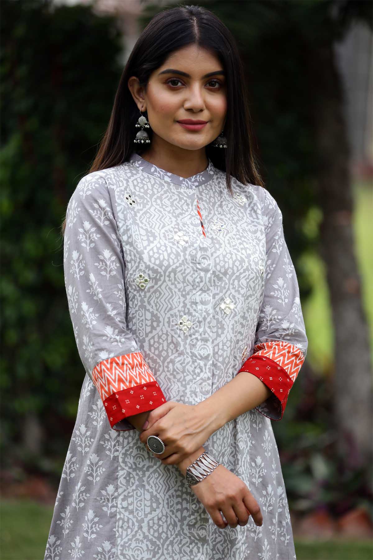 White kurta design 2019 for online girl