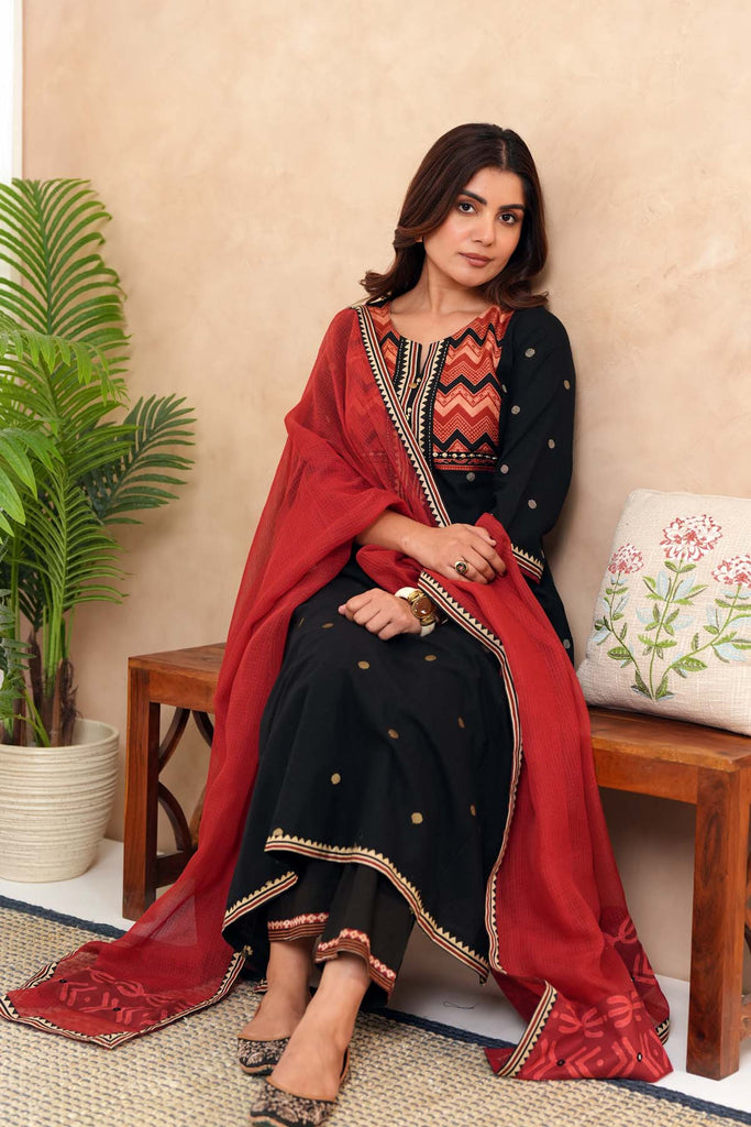 Maroon Kotadoriya Dupatta With Mirror Embroidery