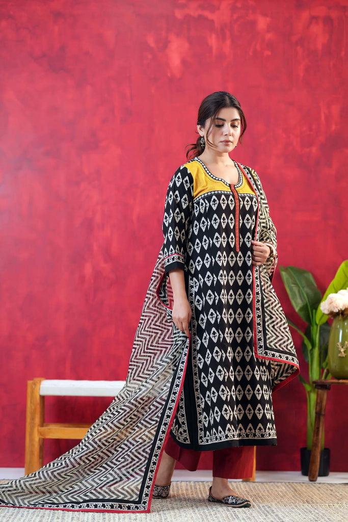 Black And White Hand Block Printed Kotadoriya Dupatta