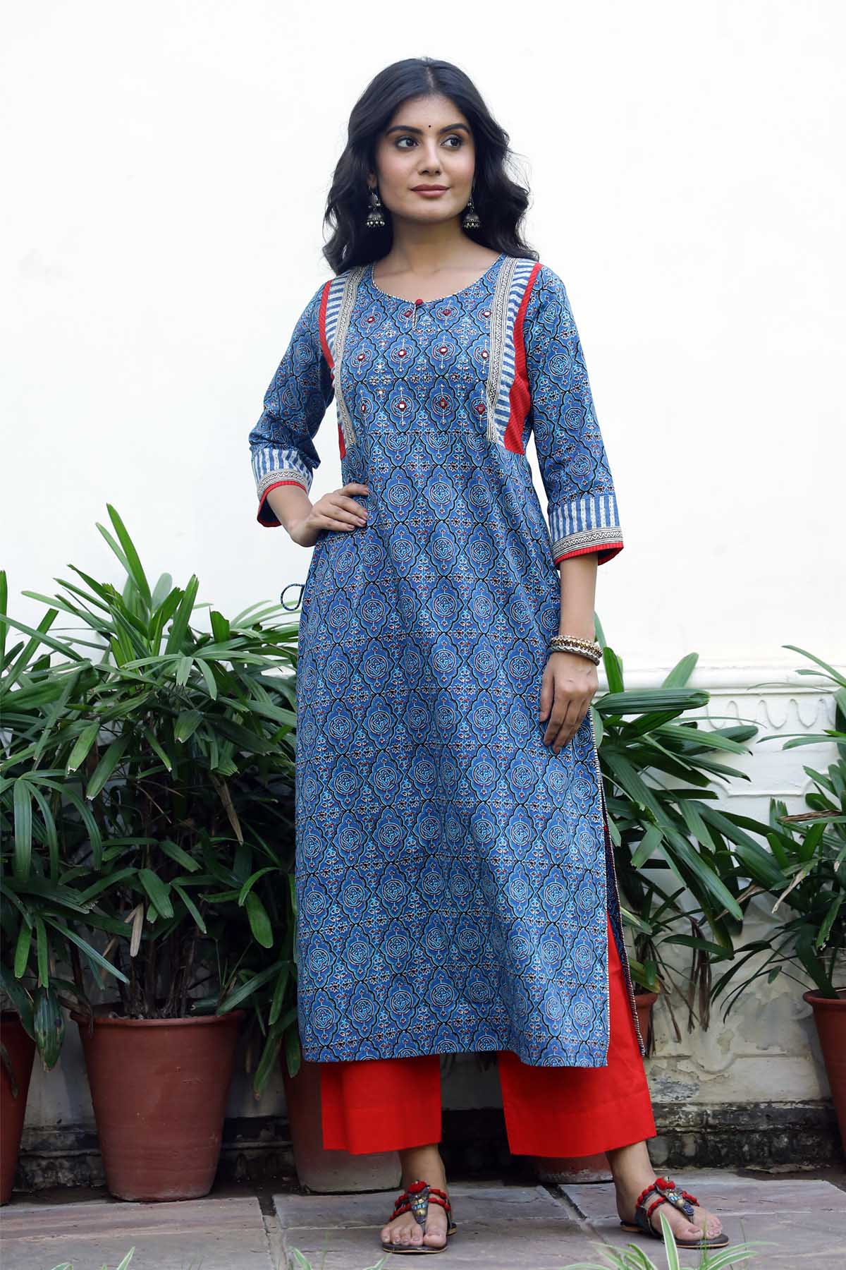 Straight fit kurta in Cotton Indigo blue Color | cotrasworld