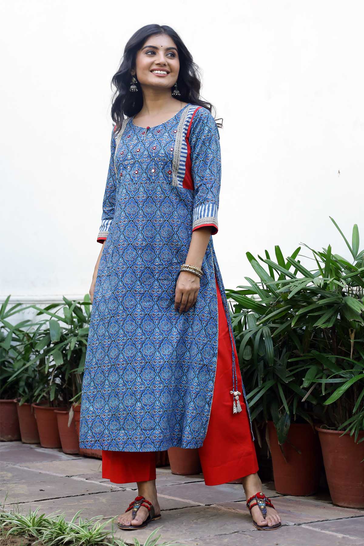 Straight fit kurta in Cotton Indigo blue Color | cotrasworld